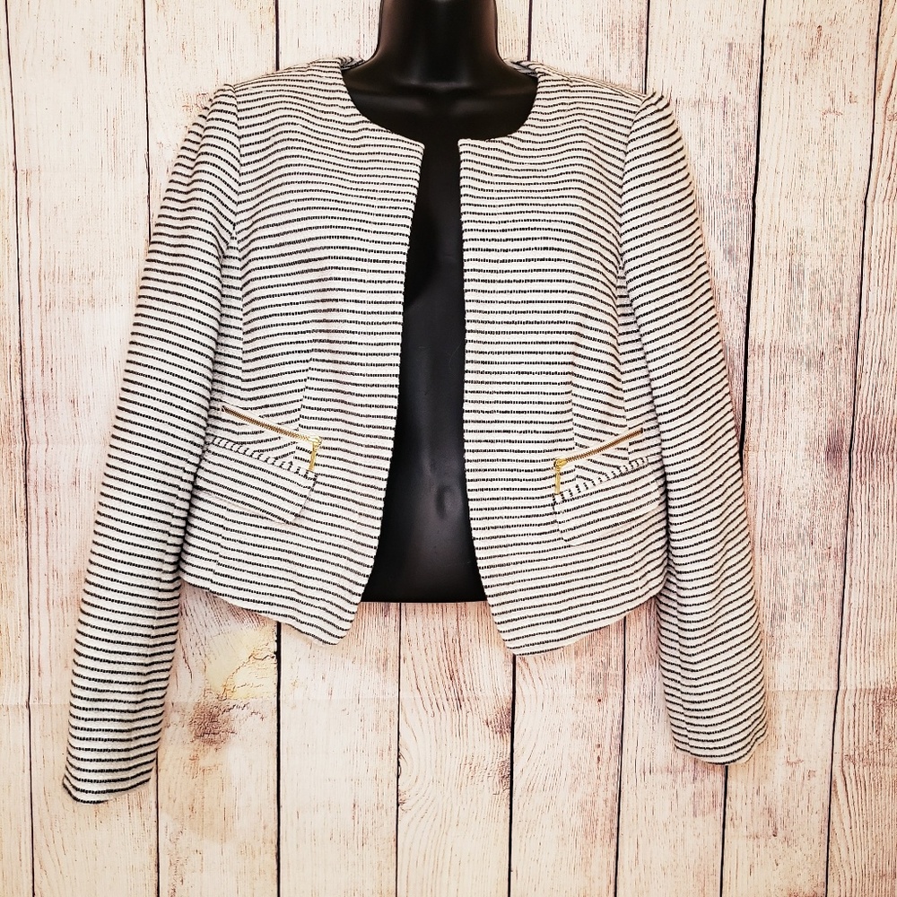 Ann Taylor Loft white and black blazer jacket